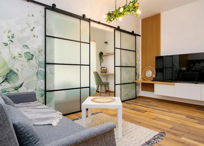Botanic Nest Panoramic Studio Bucureşti